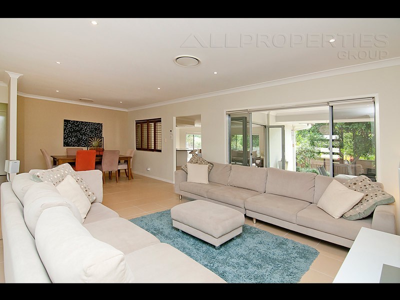 47 Pontiac Cct, Warner QLD 4500