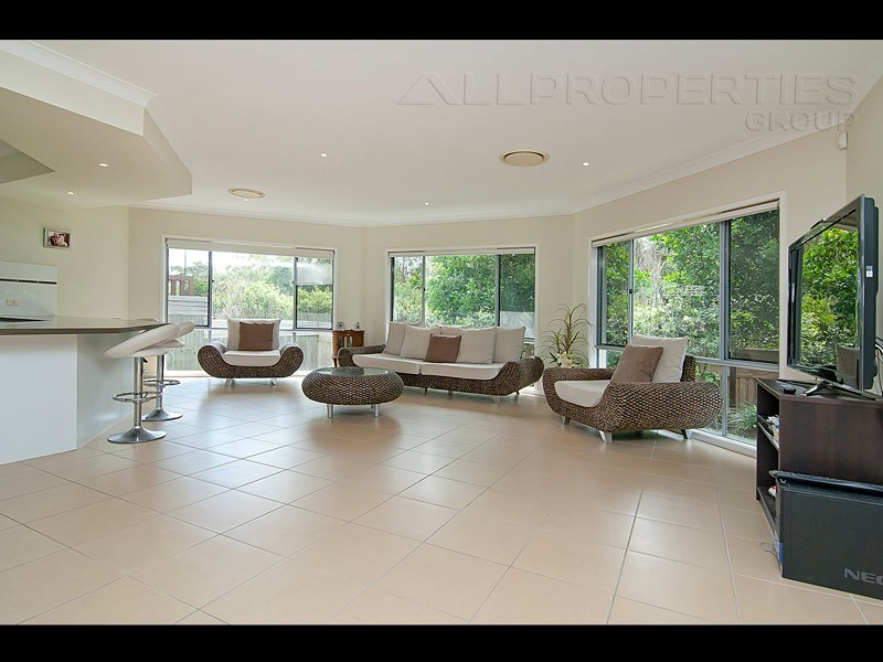 47 Pontiac Cct, Warner QLD 4500