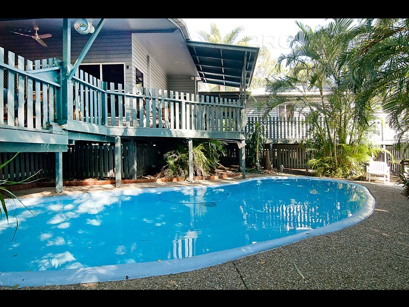 70 Falkland Street West, Heathwood QLD 4110