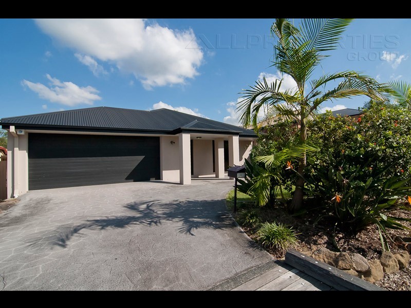 25 Moran Cr, Forest Lake QLD 4078
