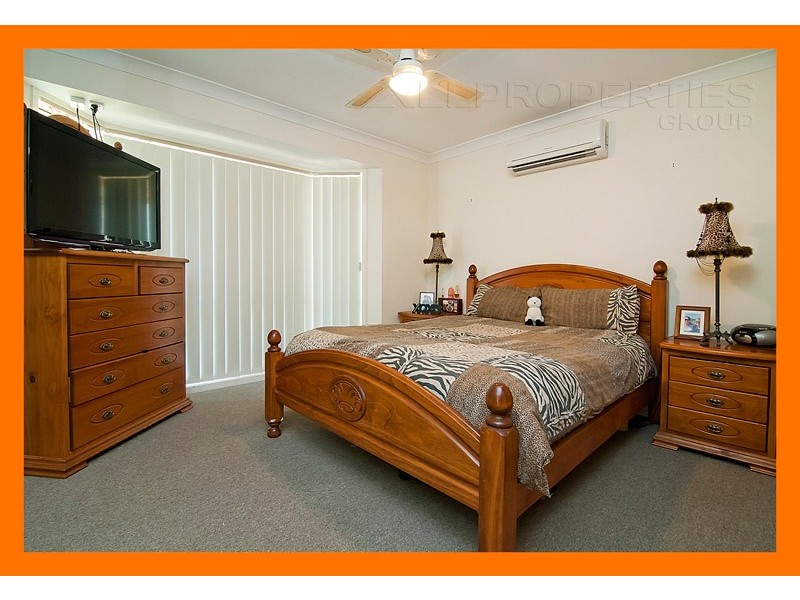 2 COUGERS COURT, Regents Park QLD 4118