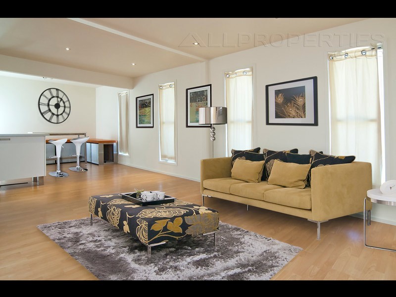 36 ESTRAMINA ROAD, Regents Park QLD 4118