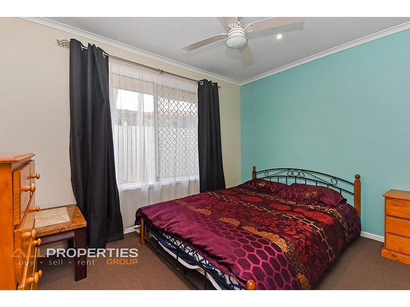 55 VANSITTART ROAD, Regents Park QLD 4118