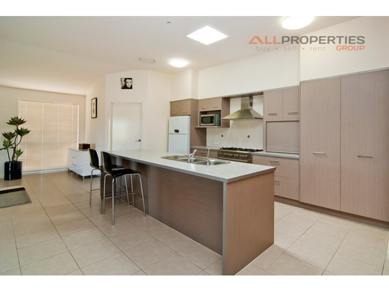7-11 Pink Alder Court, Jimboomba QLD 4280