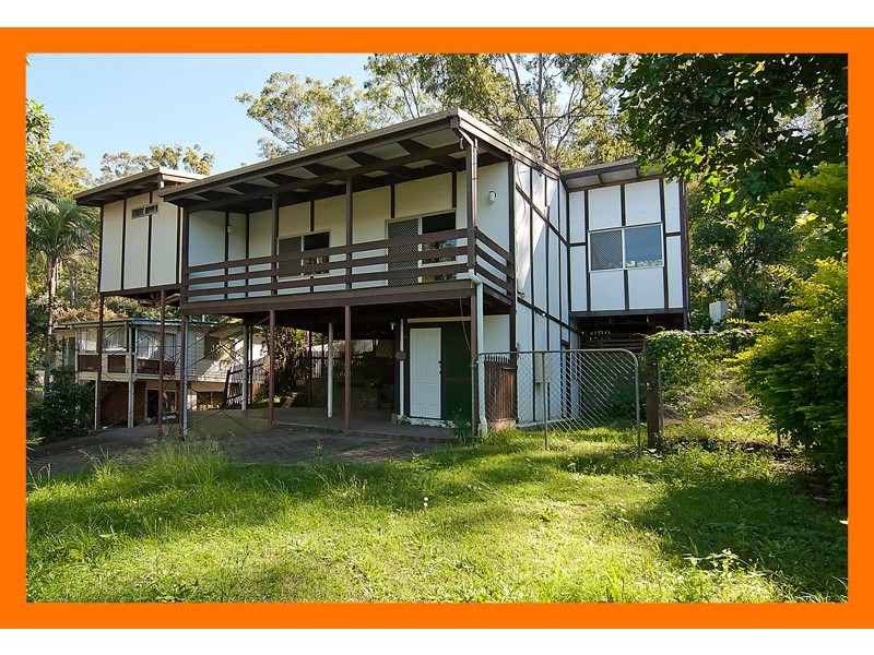15 Sherwood Cr, Bellbird Park QLD 4300