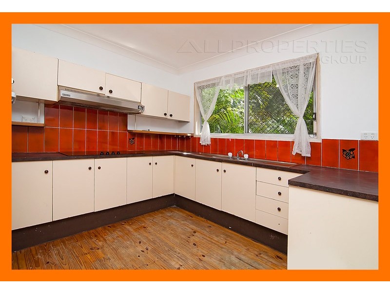 15 Sherwood Cr, Bellbird Park QLD 4300