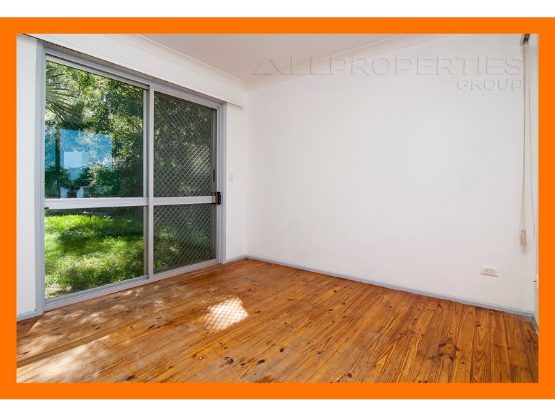 15 Sherwood Cr, Bellbird Park QLD 4300