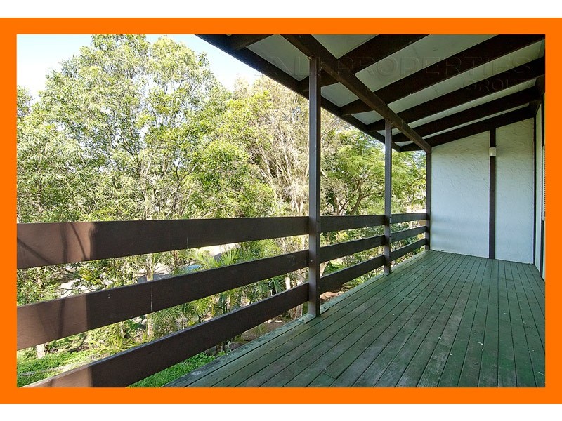 15 Sherwood Cr, Bellbird Park QLD 4300
