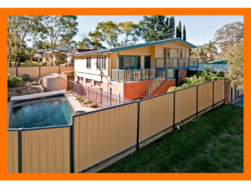 17 Valance Street, Oxley QLD 4075