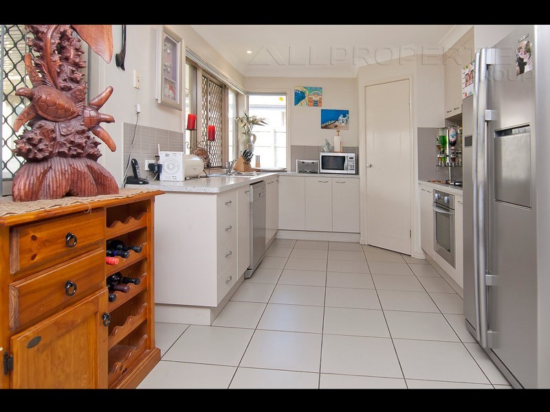 9 Sunny St, Doolandella QLD 4077