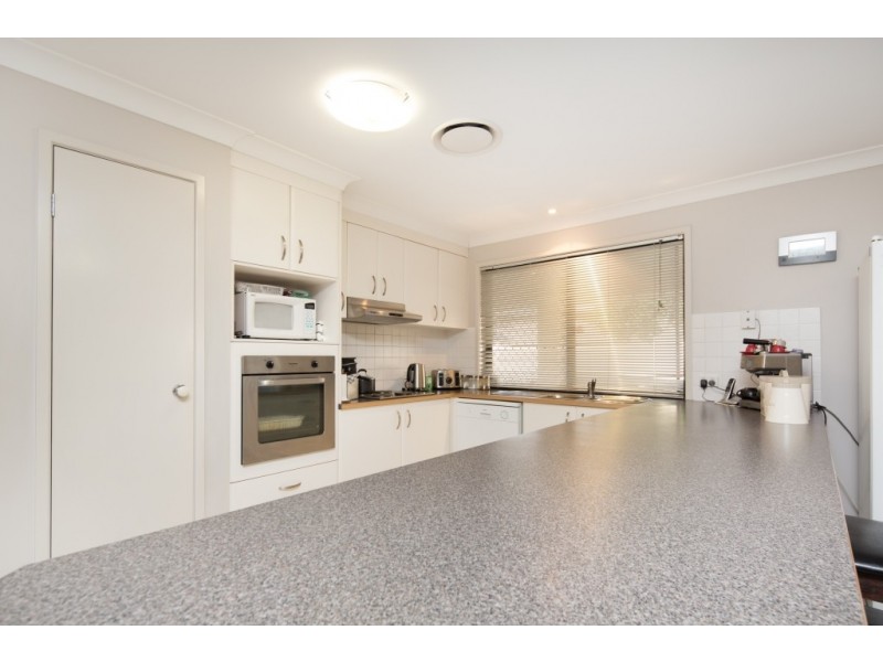 15 Bufalino Street, Parkinson QLD 4115