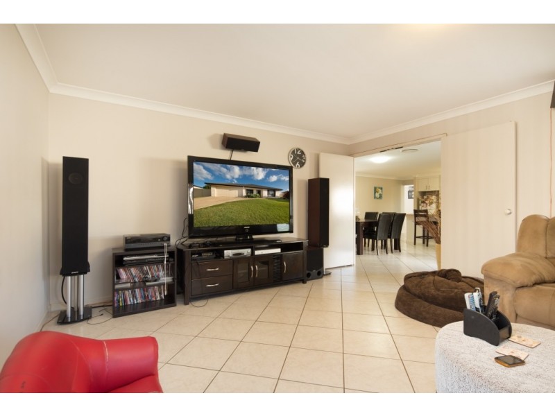 15 Bufalino Street, Parkinson QLD 4115