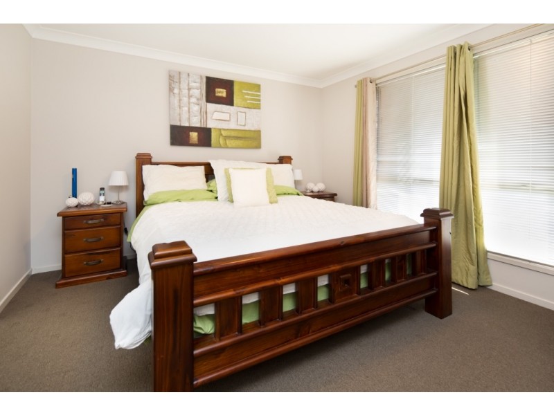 15 Bufalino Street, Parkinson QLD 4115