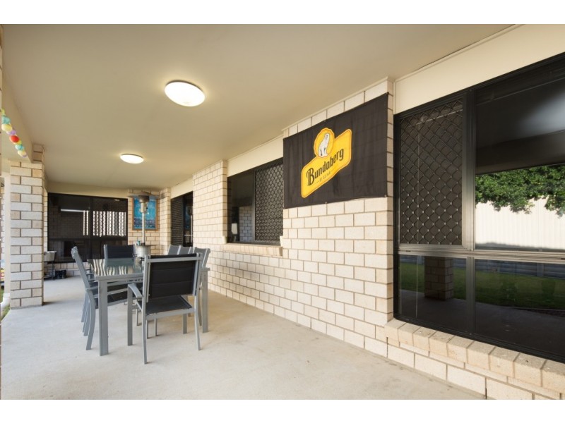 15 Bufalino Street, Parkinson QLD 4115