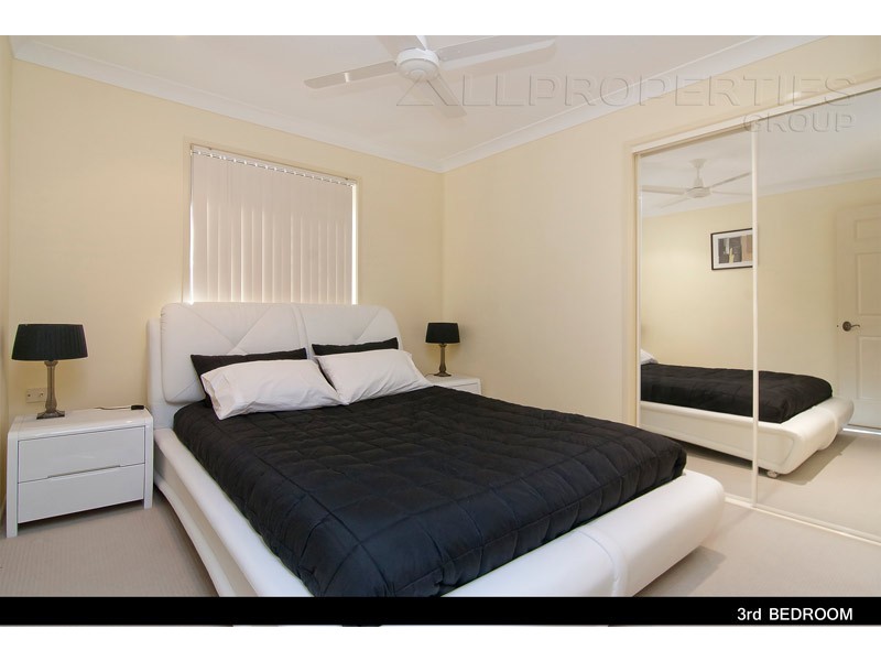 18 Blaxland Place, Drewvale QLD 4116