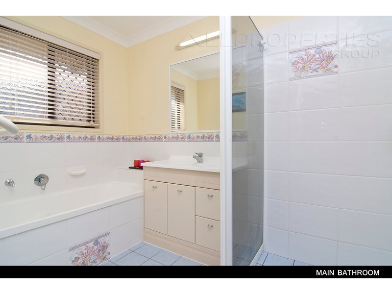 18 Blaxland Place, Drewvale QLD 4116