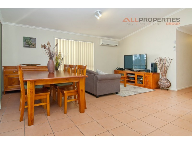 121 Centennial Way, Forest Lake QLD 4078