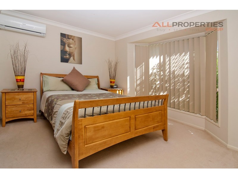 121 Centennial Way, Forest Lake QLD 4078