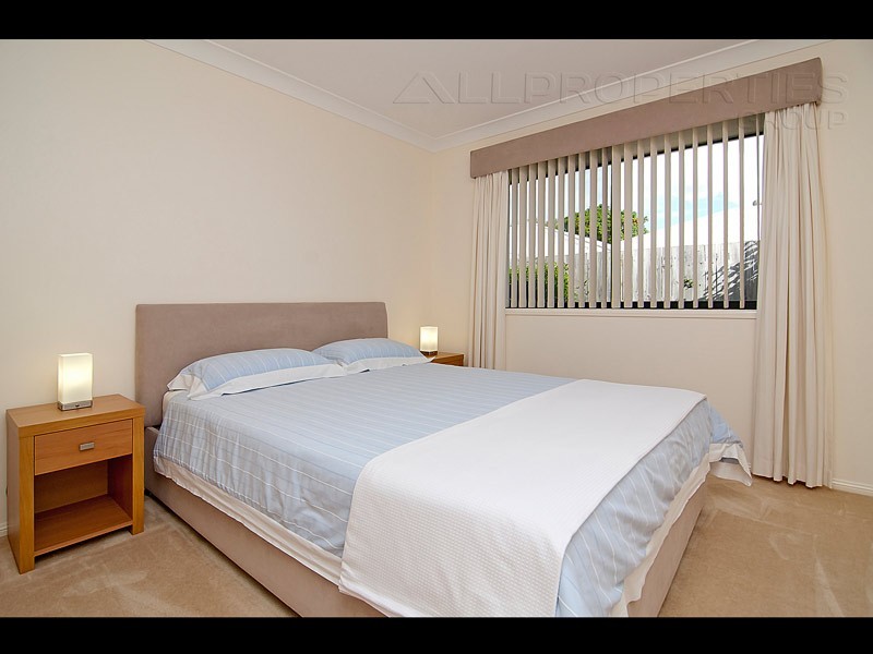 25 Daintree Drive, Parkinson QLD 4115