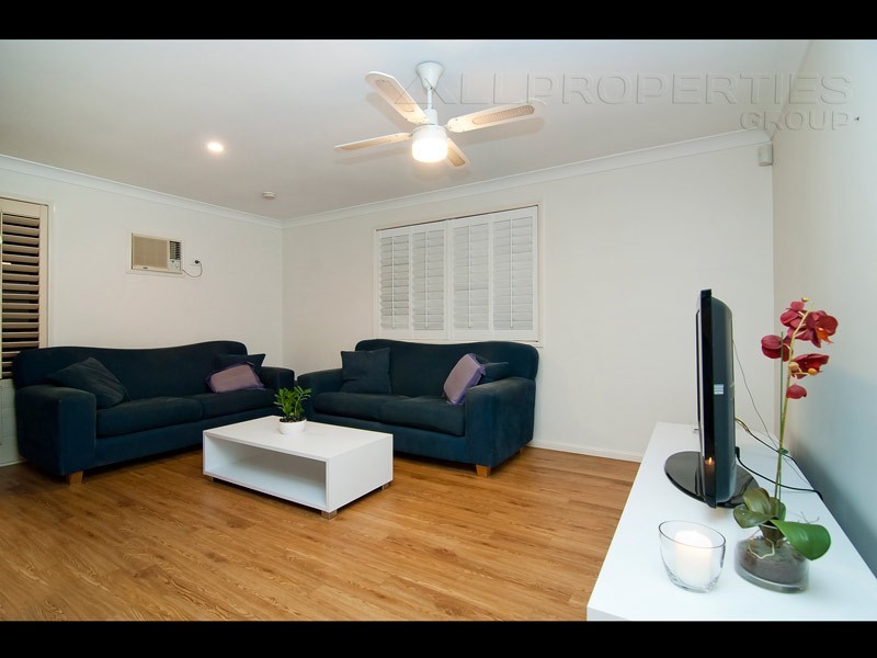 5 Yarraman Place, Forest Lake QLD 4078