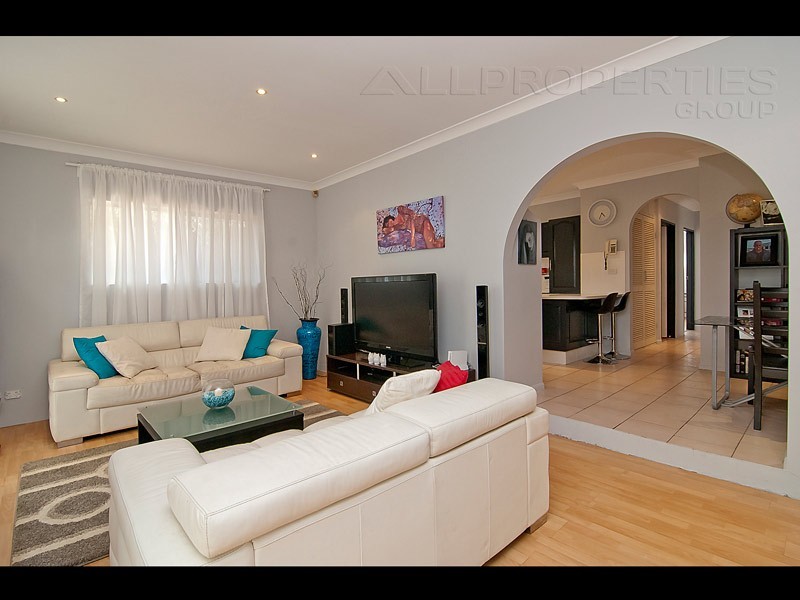 2745 Ipswich Road, Darra QLD 4076