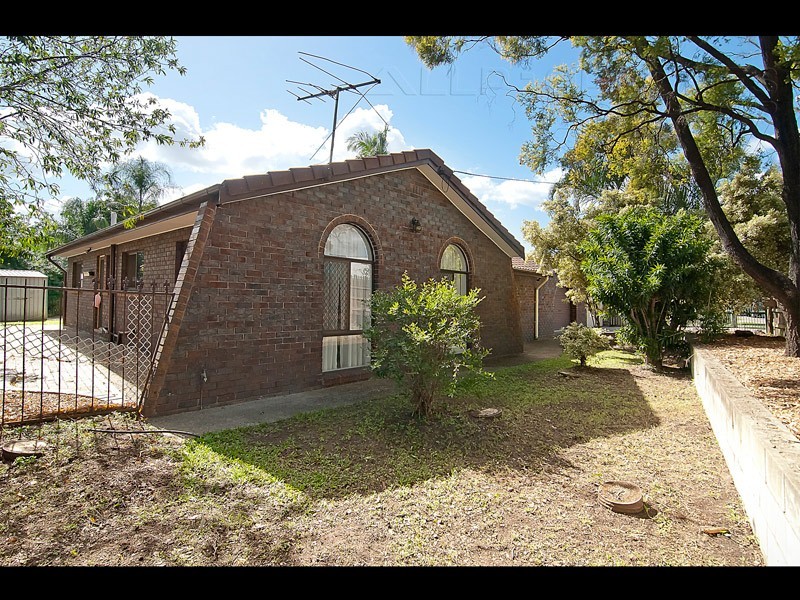 2745 Ipswich Road, Darra QLD 4076