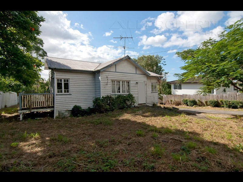 254 Mt Gravatt-Capalaba Rd, Wishart QLD 4122