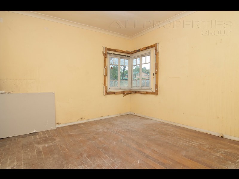 254 Mt Gravatt-Capalaba Rd, Wishart QLD 4122