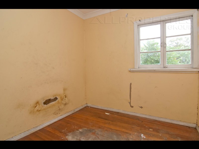 254 Mt Gravatt-Capalaba Rd, Wishart QLD 4122