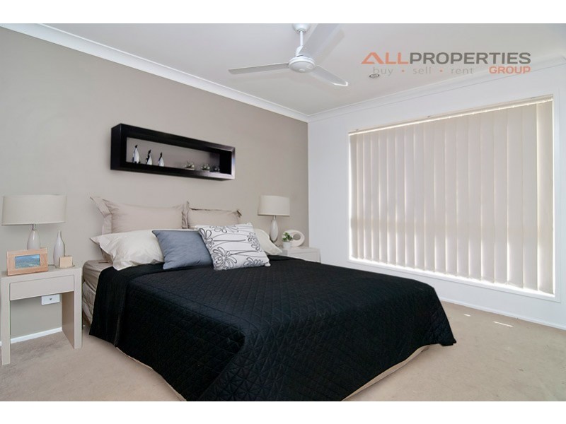 4 Pebbles Court, Berrinba QLD 4117