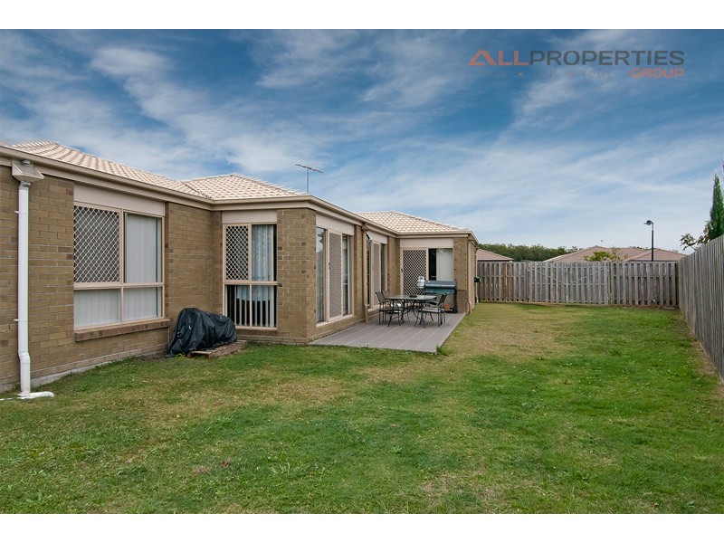 4 Pebbles Court, Berrinba QLD 4117