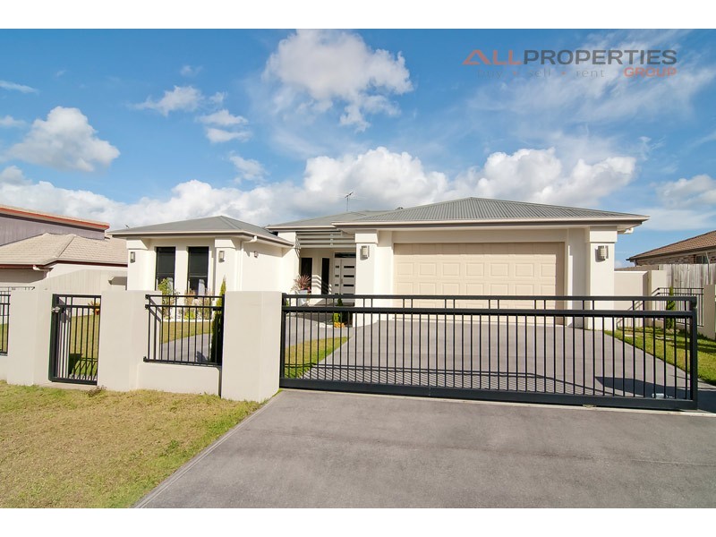 38 Lamberth Rd East, Regents Park QLD 4118