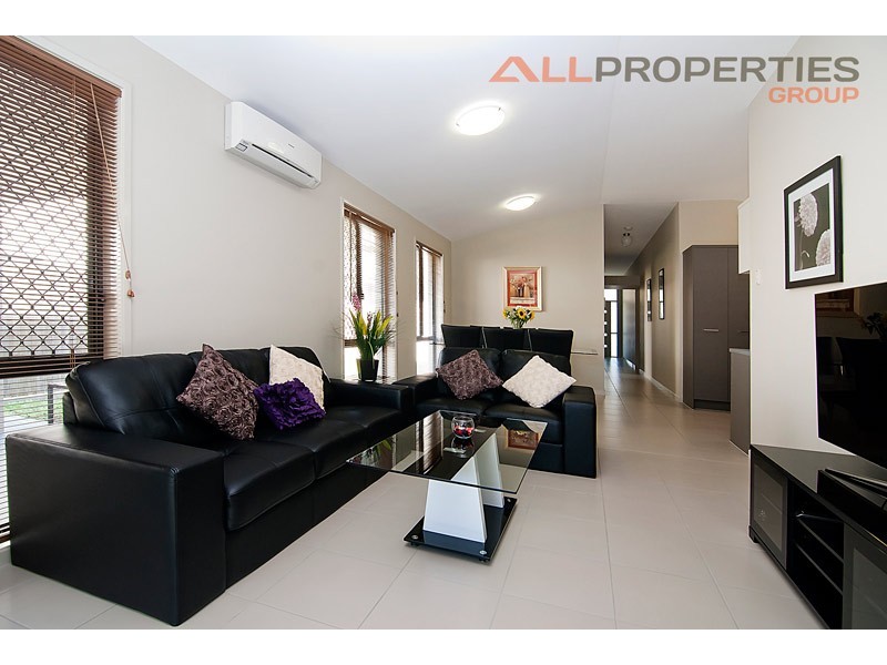 3 Wirewood Place, Heathwood QLD 4110