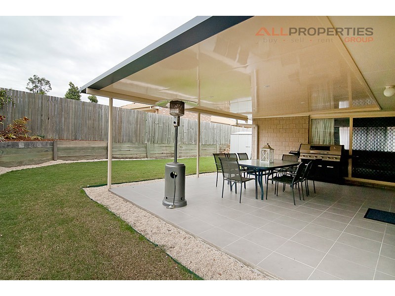 59 Watarrka Drive, Parkinson QLD 4115