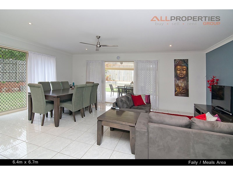 59 Watarrka Drive, Parkinson QLD 4115