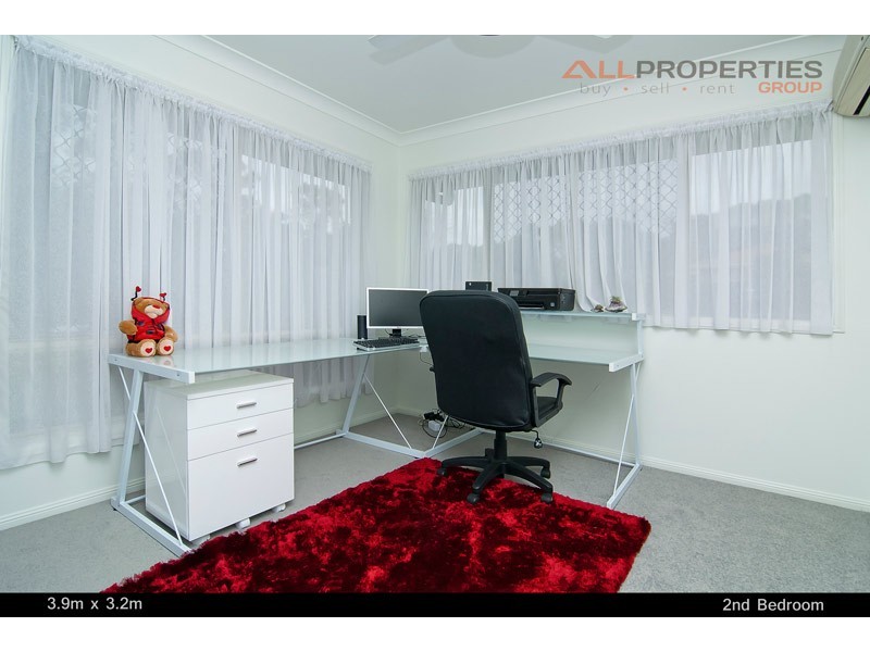 59 Watarrka Drive, Parkinson QLD 4115