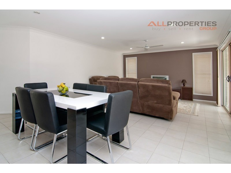 6 Woodvale Street, Berrinba QLD 4117