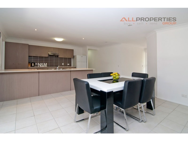 6 Woodvale Street, Berrinba QLD 4117