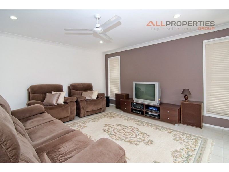 6 Woodvale Street, Berrinba QLD 4117