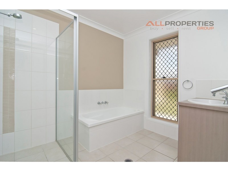 6 Woodvale Street, Berrinba QLD 4117