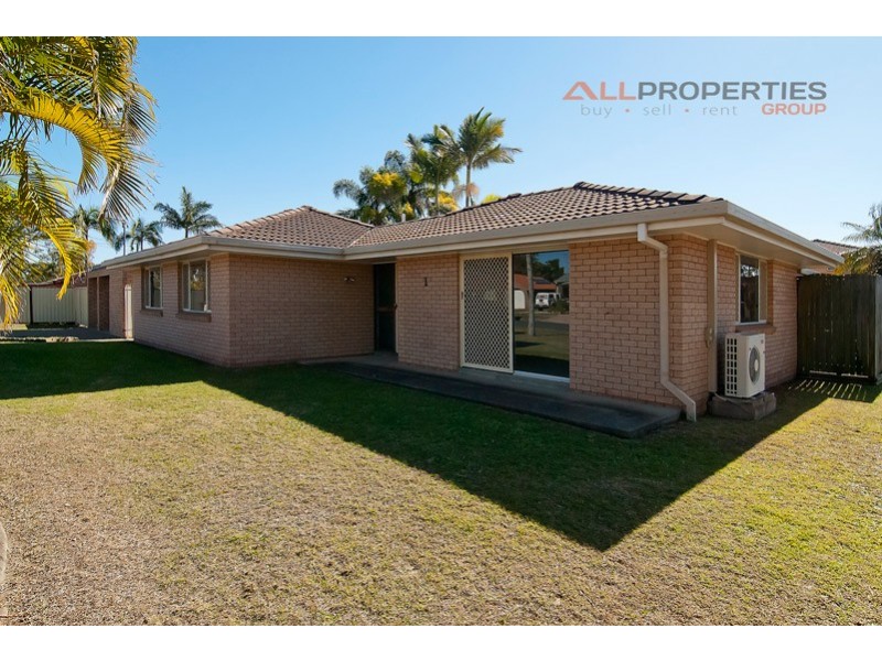 1 Seaton Street, Hillcrest QLD 4118