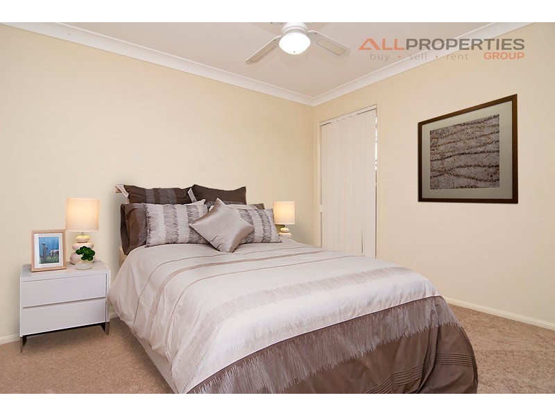 9 Fraser Place, Forest Lake QLD 4078