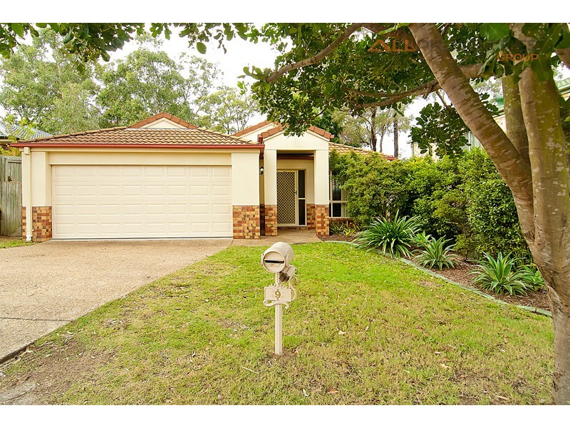 9 Fraser Place, Forest Lake QLD 4078