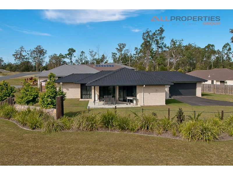 2 Parkside Drive, Jimboomba QLD 4280