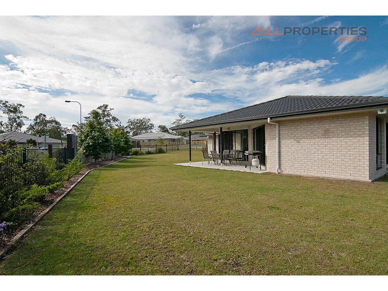 2 Parkside Drive, Jimboomba QLD 4280