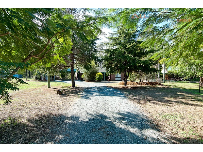 92 Five Oak Green Court, Jimboomba QLD 4280