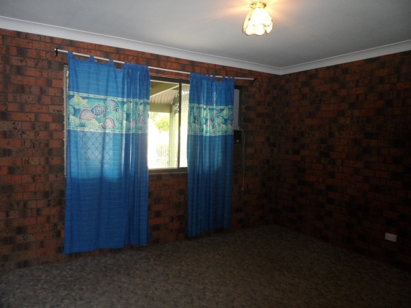 6 Chester Place, Boronia Heights QLD 4124