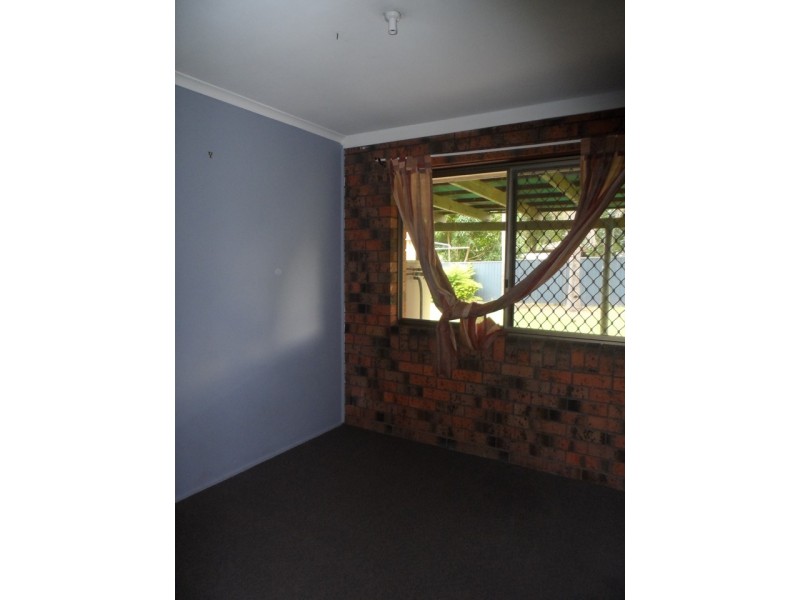 6 Chester Place, Boronia Heights QLD 4124