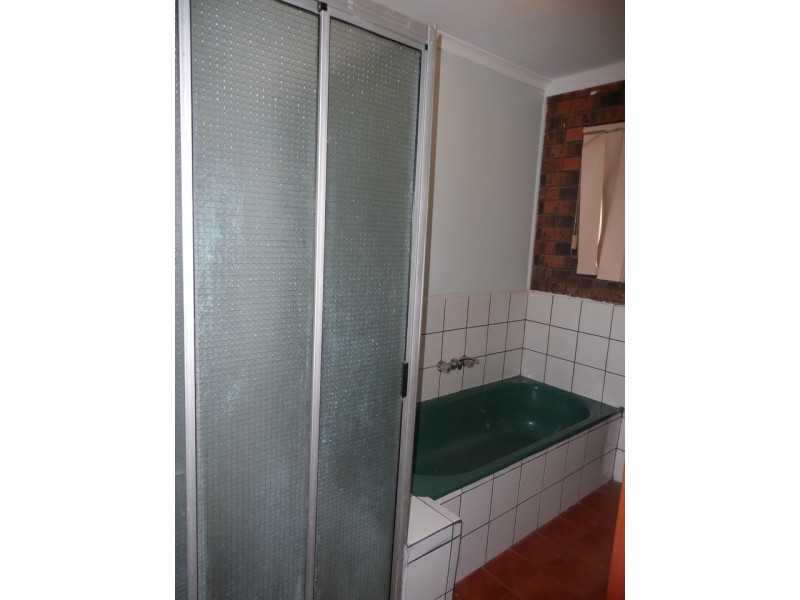 6 Chester Place, Boronia Heights QLD 4124