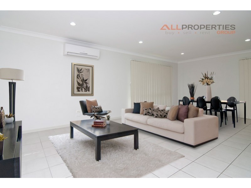 52 Barcombe Drive, Berrinba QLD 4117